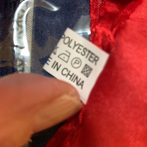 Set of three 24” X24” scarves. Navy blue, gray and red - Picture 5 of 5